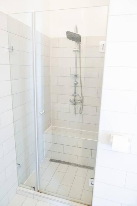 Apartment N28 Next To Andrassy Boulevard. Budapest